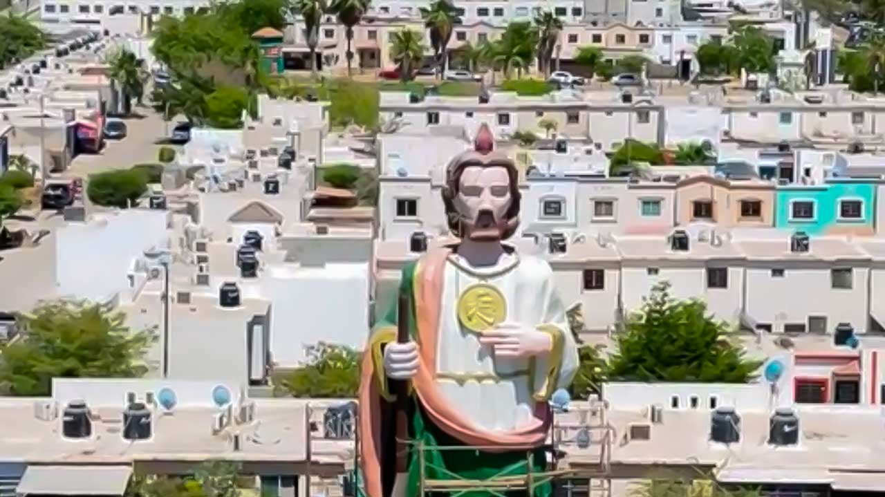 Crean Escultura Gigante de San Judas Tadeo en Culiacán Sinaloa N