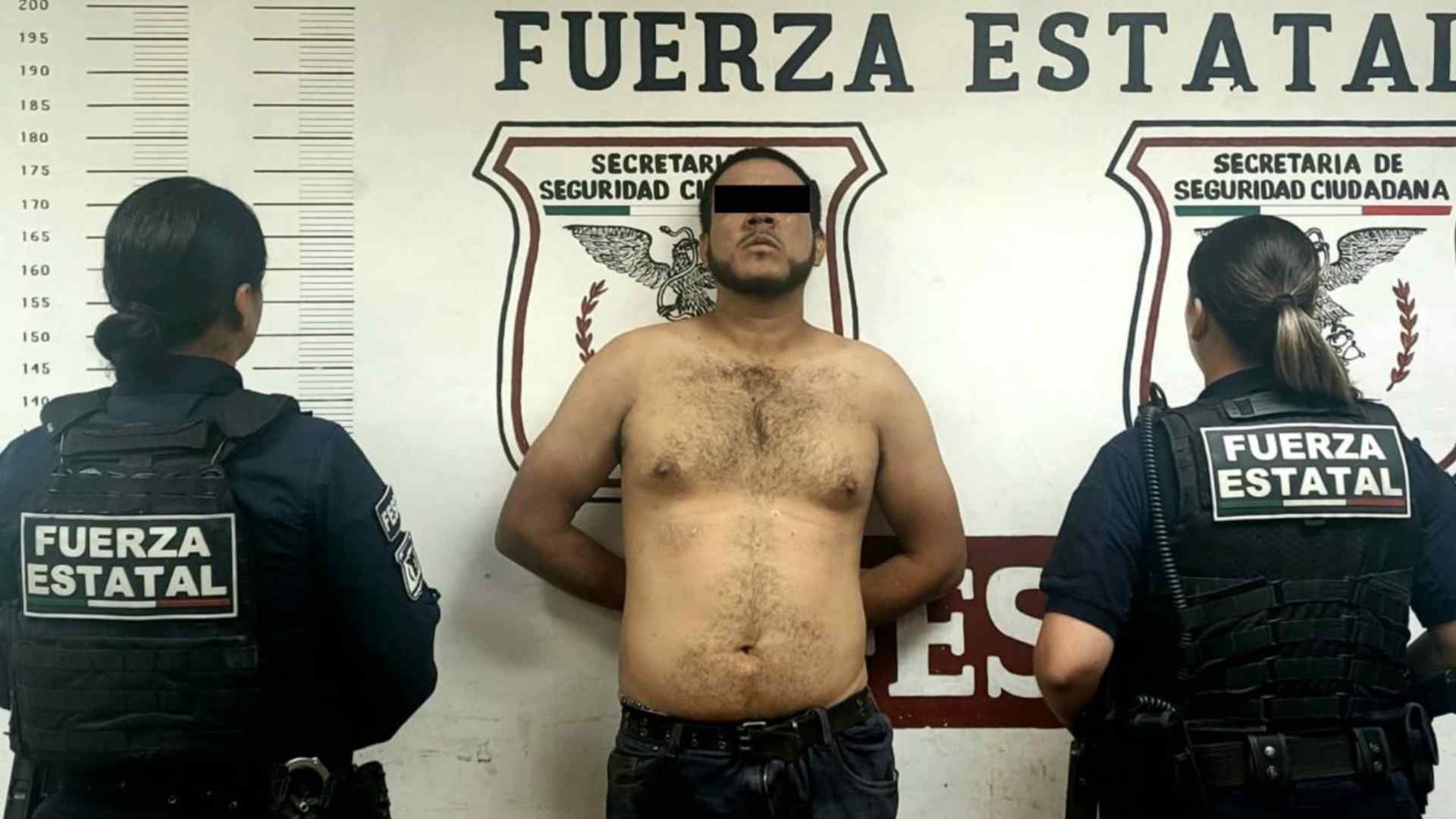 Detienen a Hombre por Amenazar a su Tía con un Cuchillo en Mexicali N