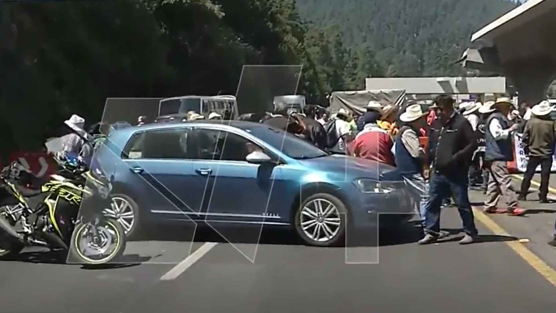 Bloqueo De Comuneros Colapsa La Carretera M Xico Toluca Hoy De Junio N