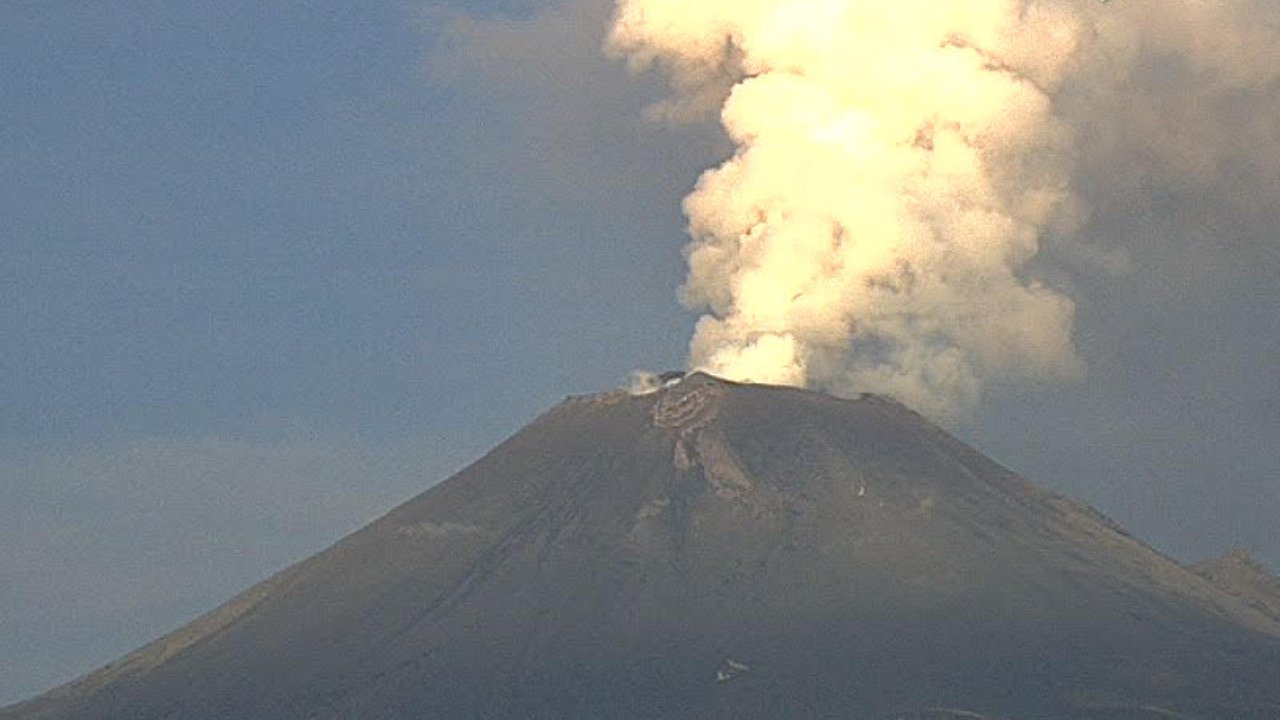 Volcán Popocatépetl Registran Caída de Ceniza y Varias Exhalaciones en