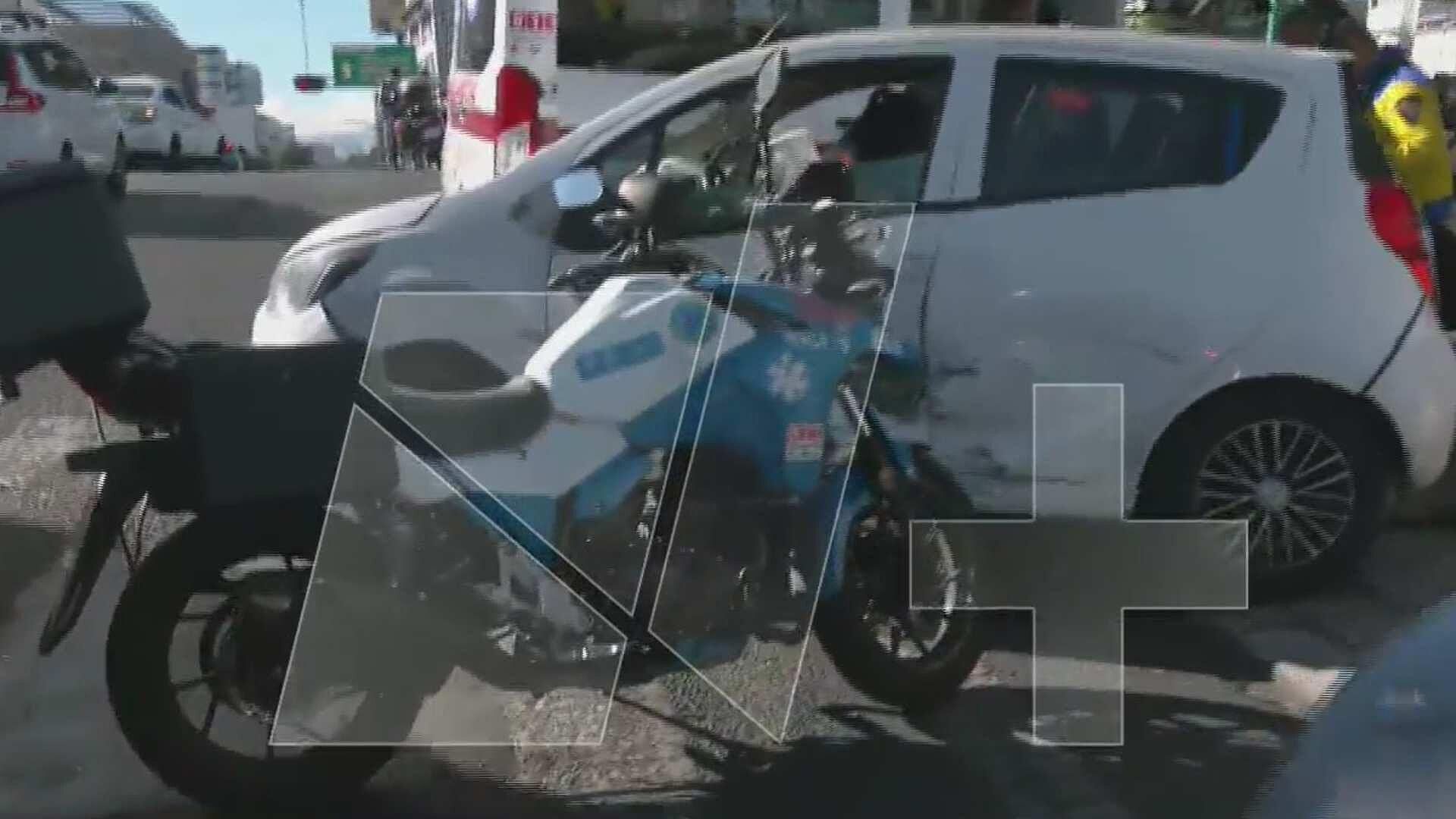 Taxista se Pasa el Alto y Provoca Choque en Viaducto, CDMX; Hay 5 ...