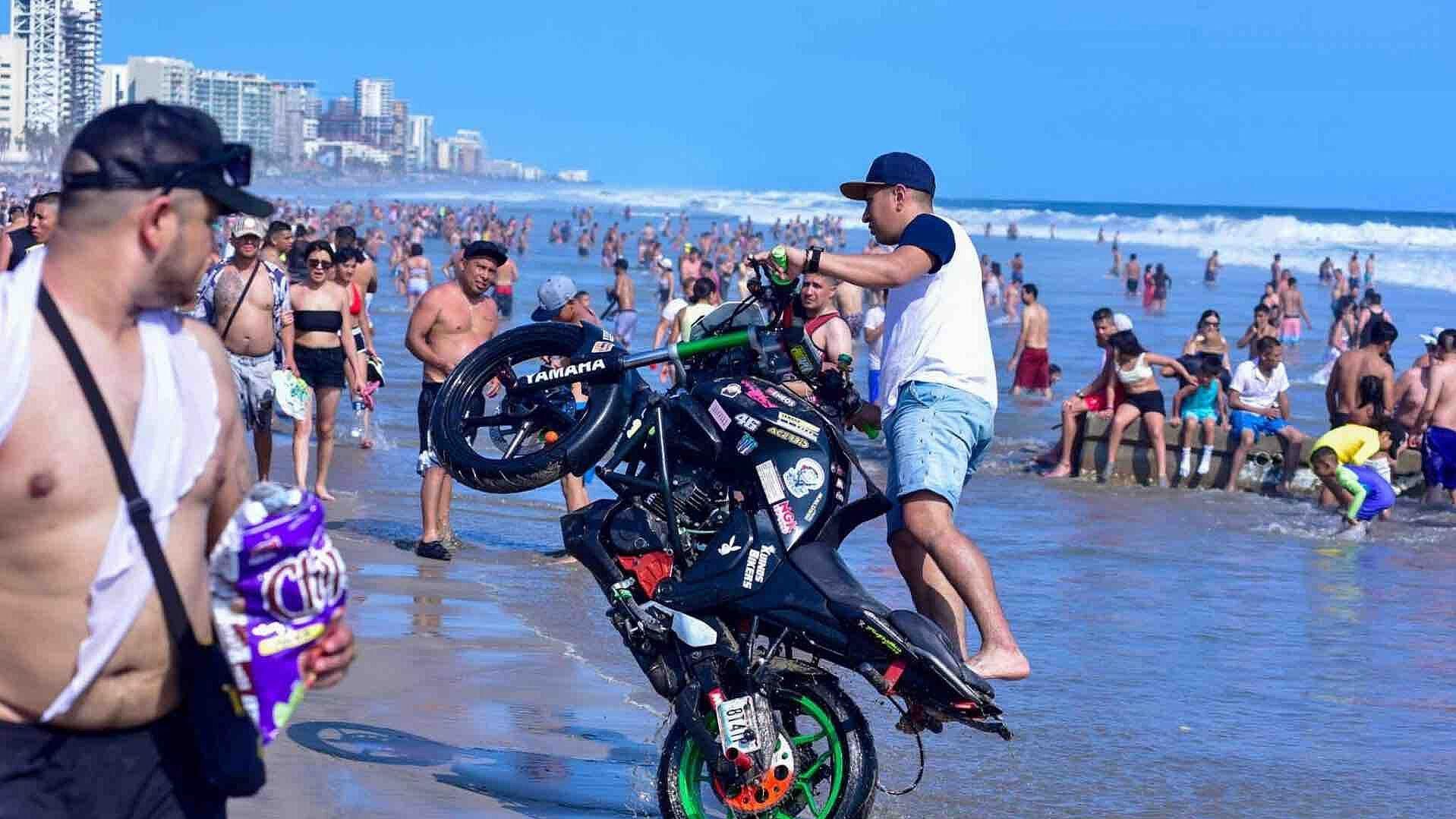 Fiesta de Motociclistas en Acapulco: Reunión Anual Atrae a Cientos de ...