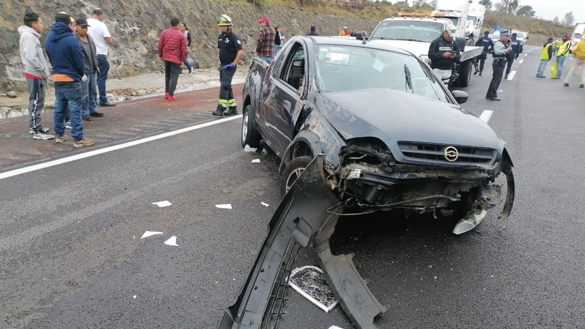 Accidente Deja Una Mujer Muerta y Cinco Lesionados en la México-Puebla
