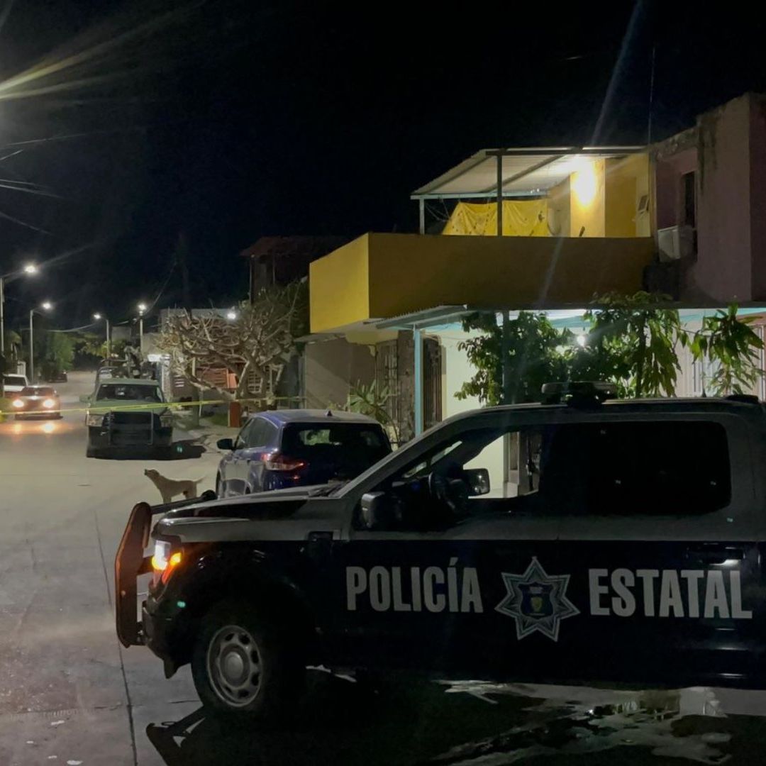 Movilización policíaca y acordonamiento policial por ataque armado en Acayucan