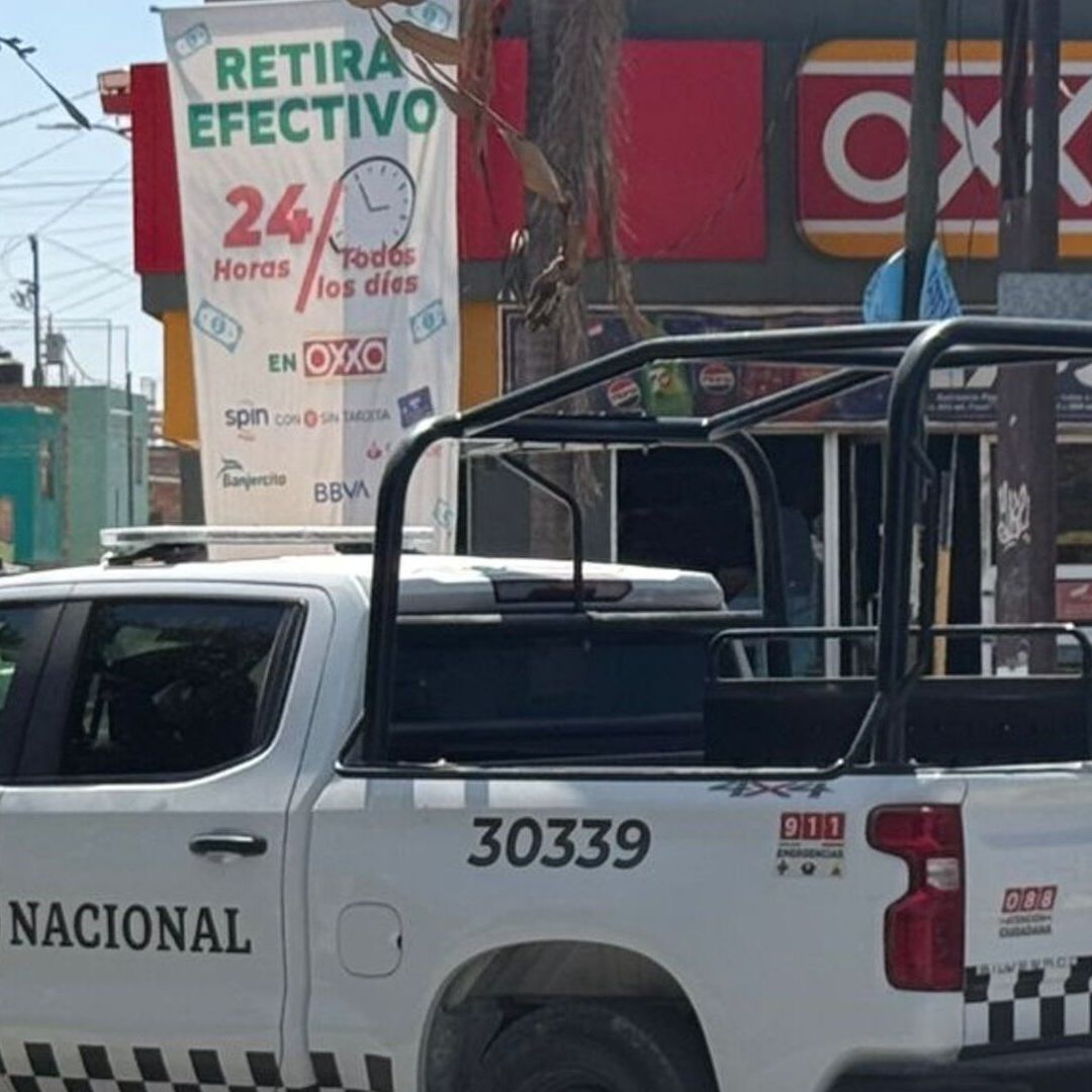 Guanajuato Amaneció con Quema de Tiendas de Autoservicio, Farmacias, Autos y Bloqueos. Foto: N+