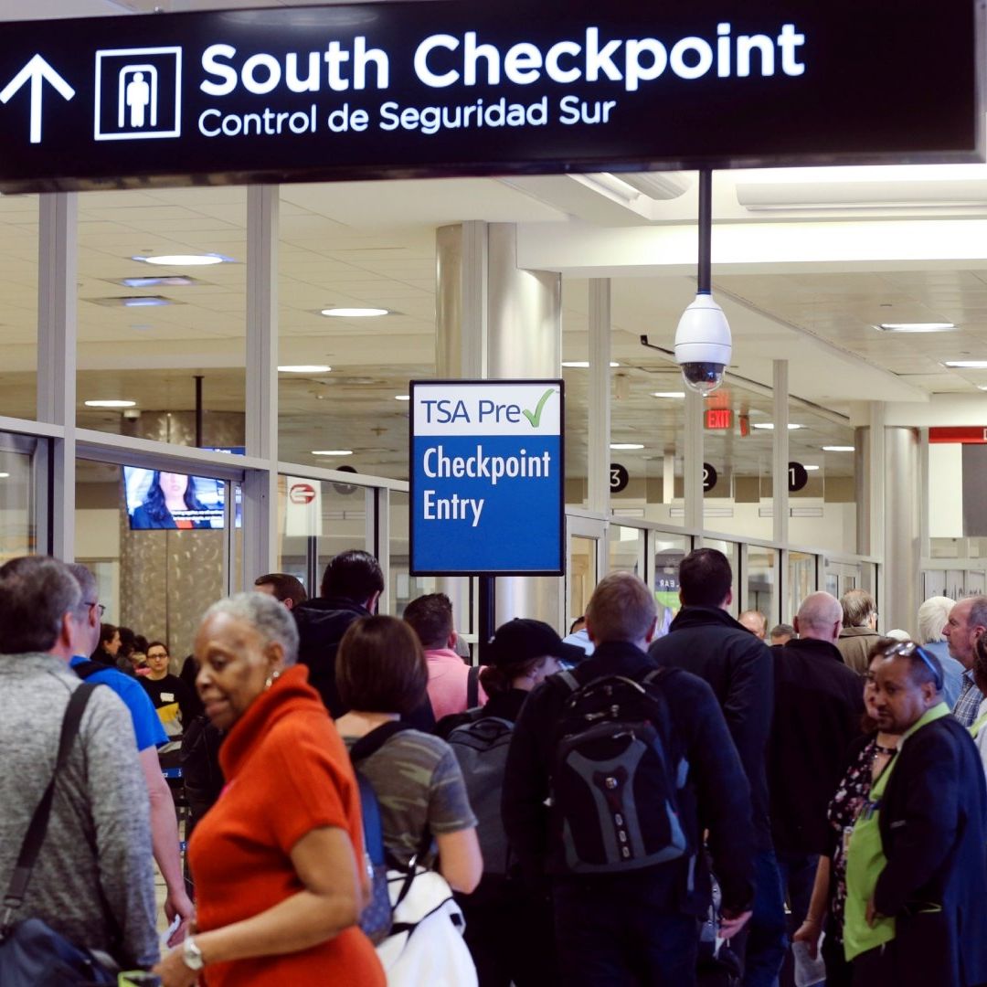 Suspenden Programas TSA PreCheck y Global Entry en Aeropuertos de Estados Unidos.
