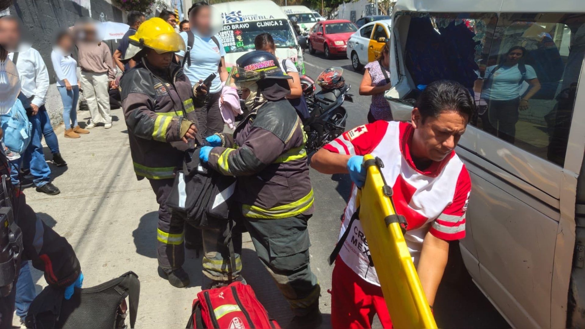 Accidente Choque Múltiple Vehículo Ruta 6 Transporte Público Calzada Zaragoza Puebla 12 Lesionados