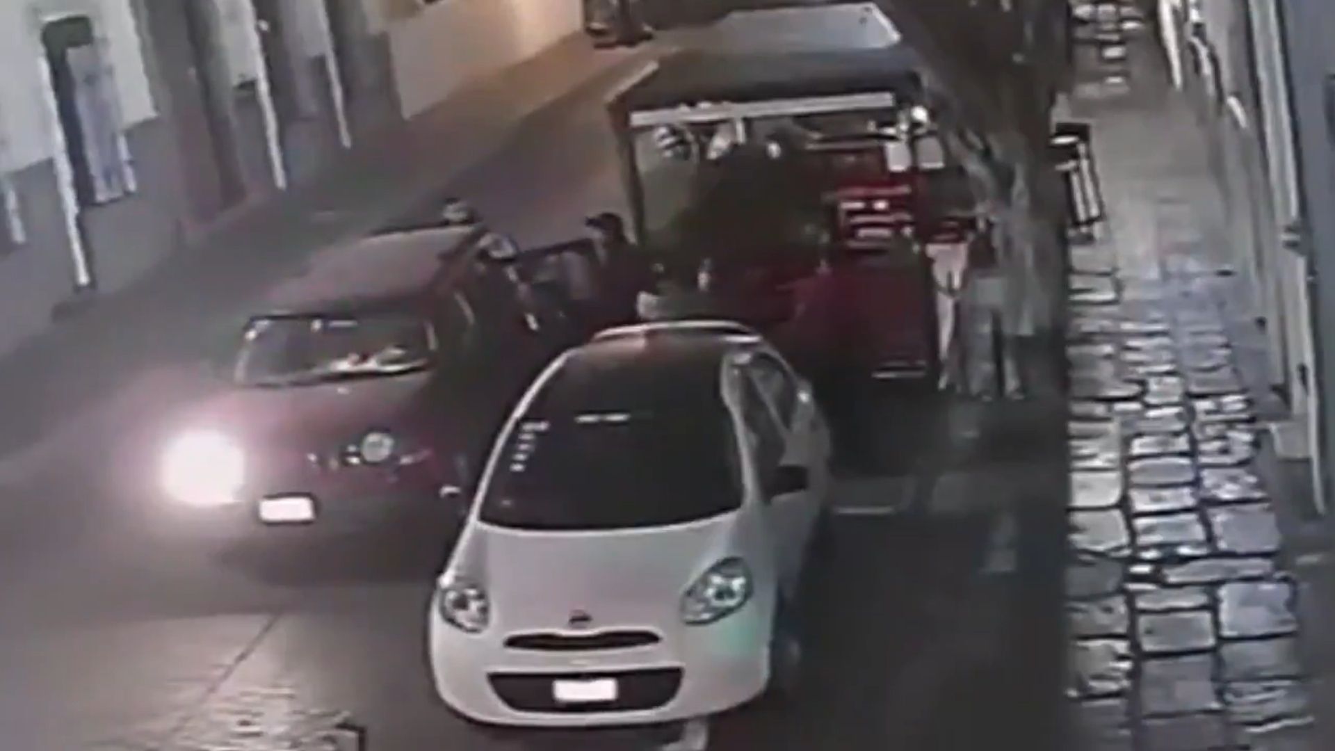 Video Agentes Ministeriales Amenazas Personal Bar Centro Histórico Puebla