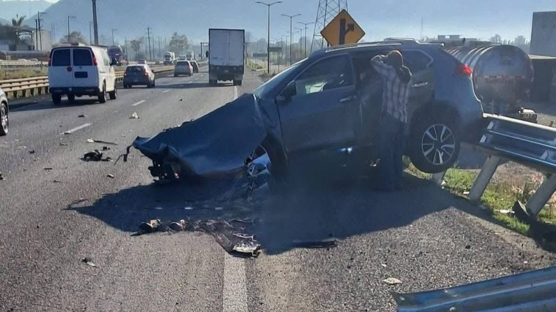Accidente Choque Automóvil Muro de Contención Autopista Puebla Orizaba