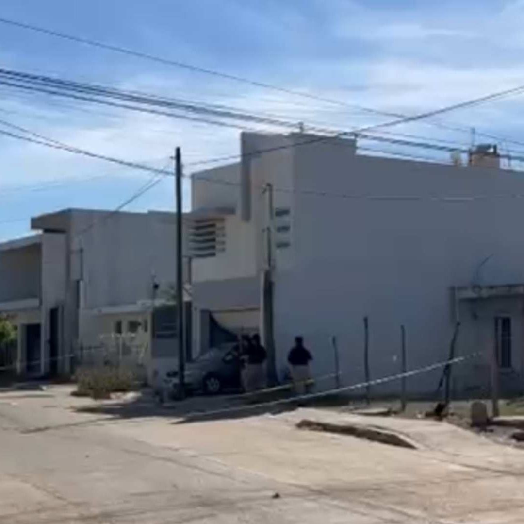 Sujetos Armados Atacan Casa a Balazos e Intentan Incendiarla en Colonia Revolución de Culiacán