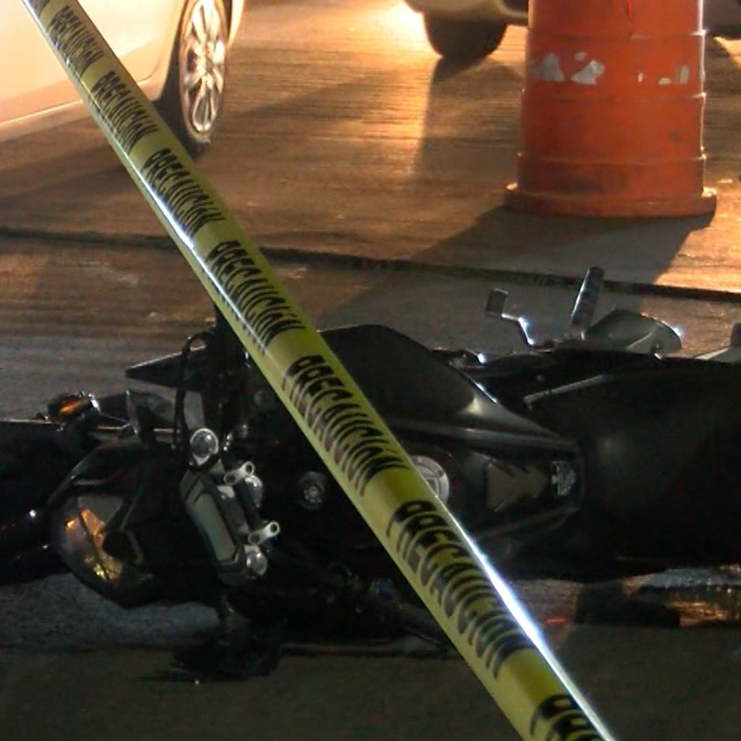Trágico accidente de moto en Guadalajara deja un muerto y un herido