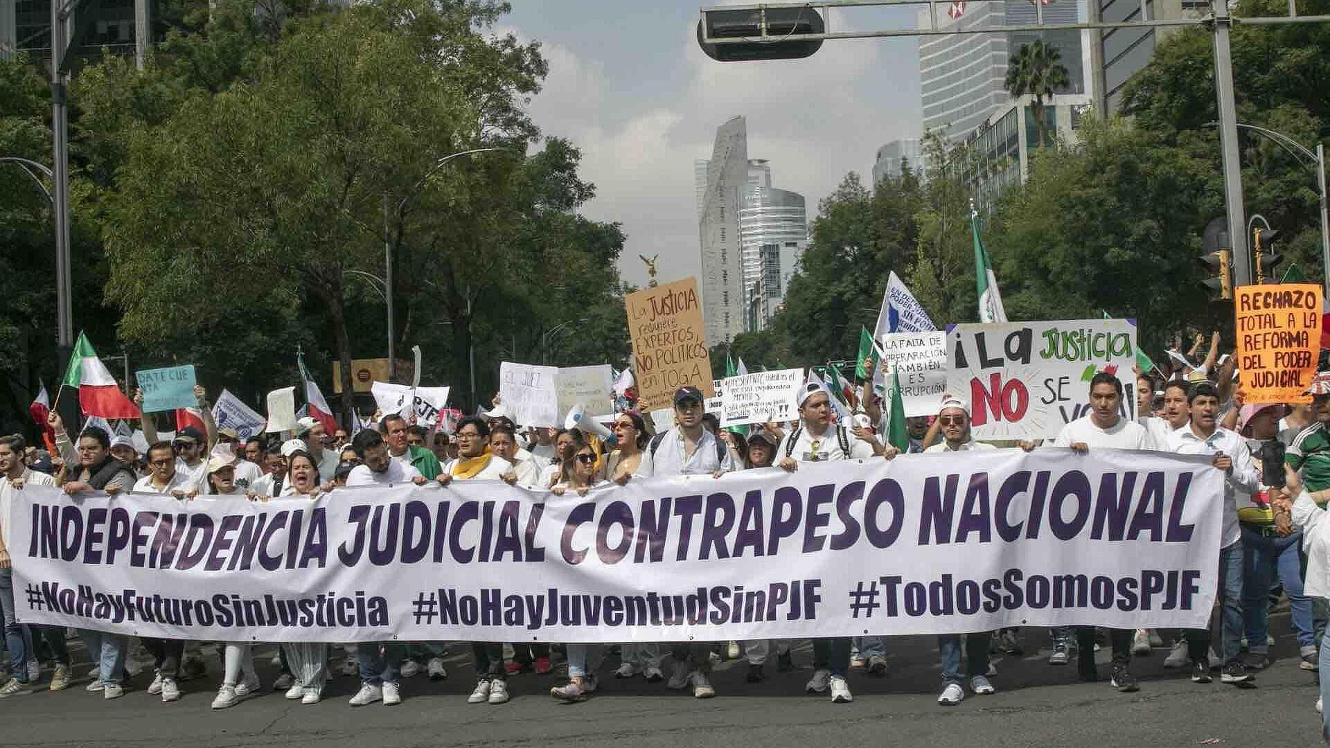 Marcha en CDMX: Protesta contra la Reforma al Poder Judicial Este 1 de ...