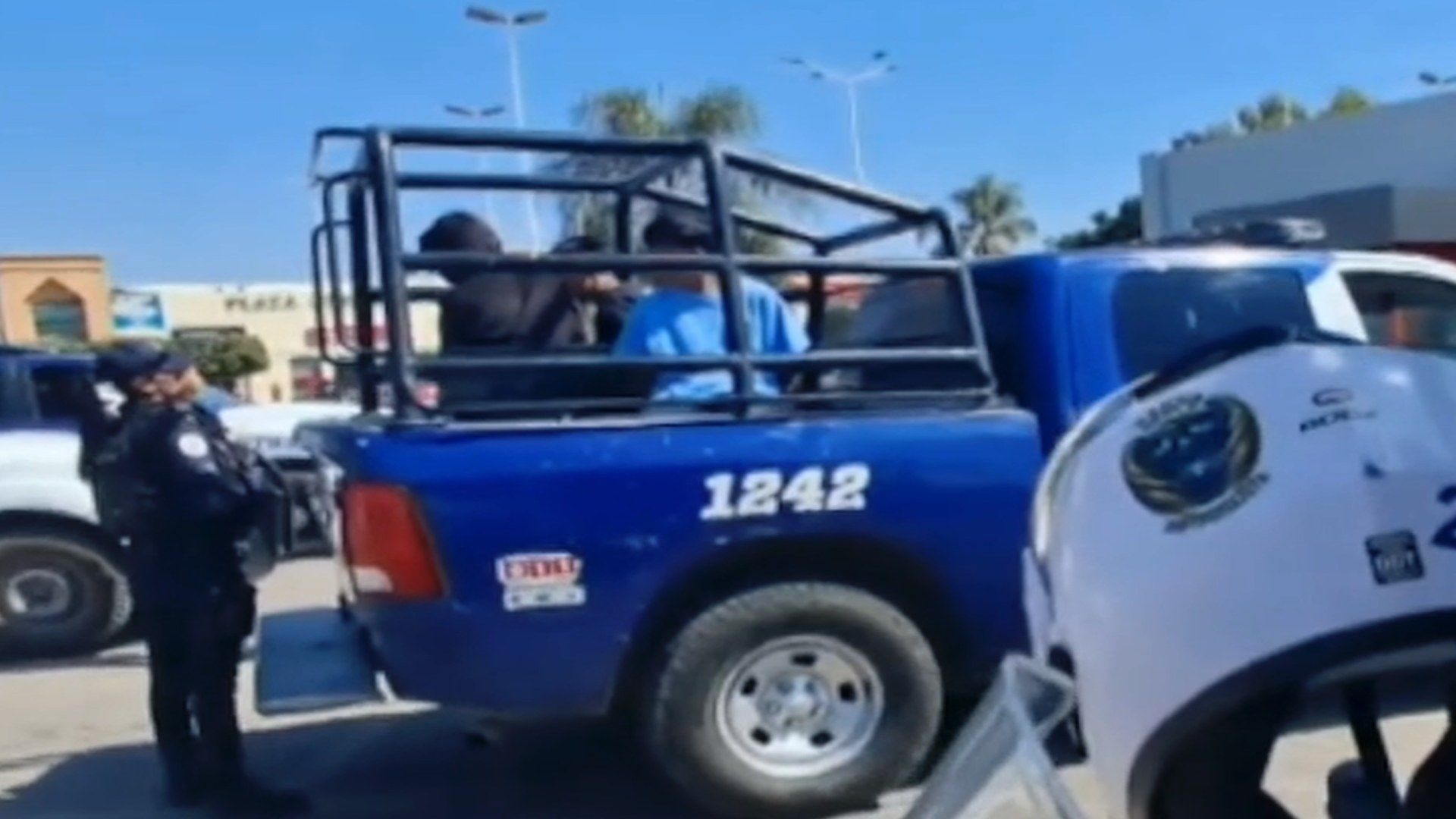 Motociclistas Ignoran a la Policía y Desatan Persecución; Logran Detenerlos en León Guanajuato