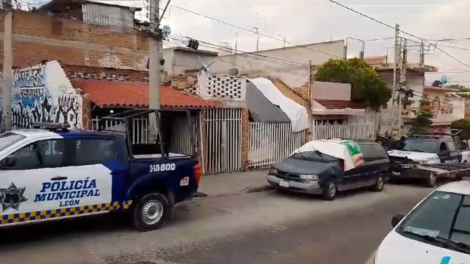 Afuera de su Casa un Hombre Fue Lesionado a Balazos en León