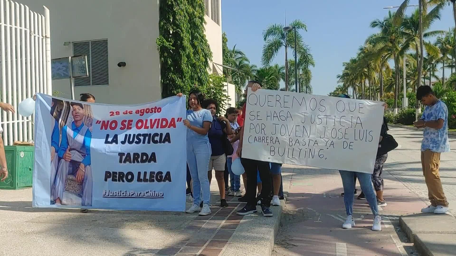 Se Manifiestan Para Exigir Justicia por la Muerte de Adolescente José ...
