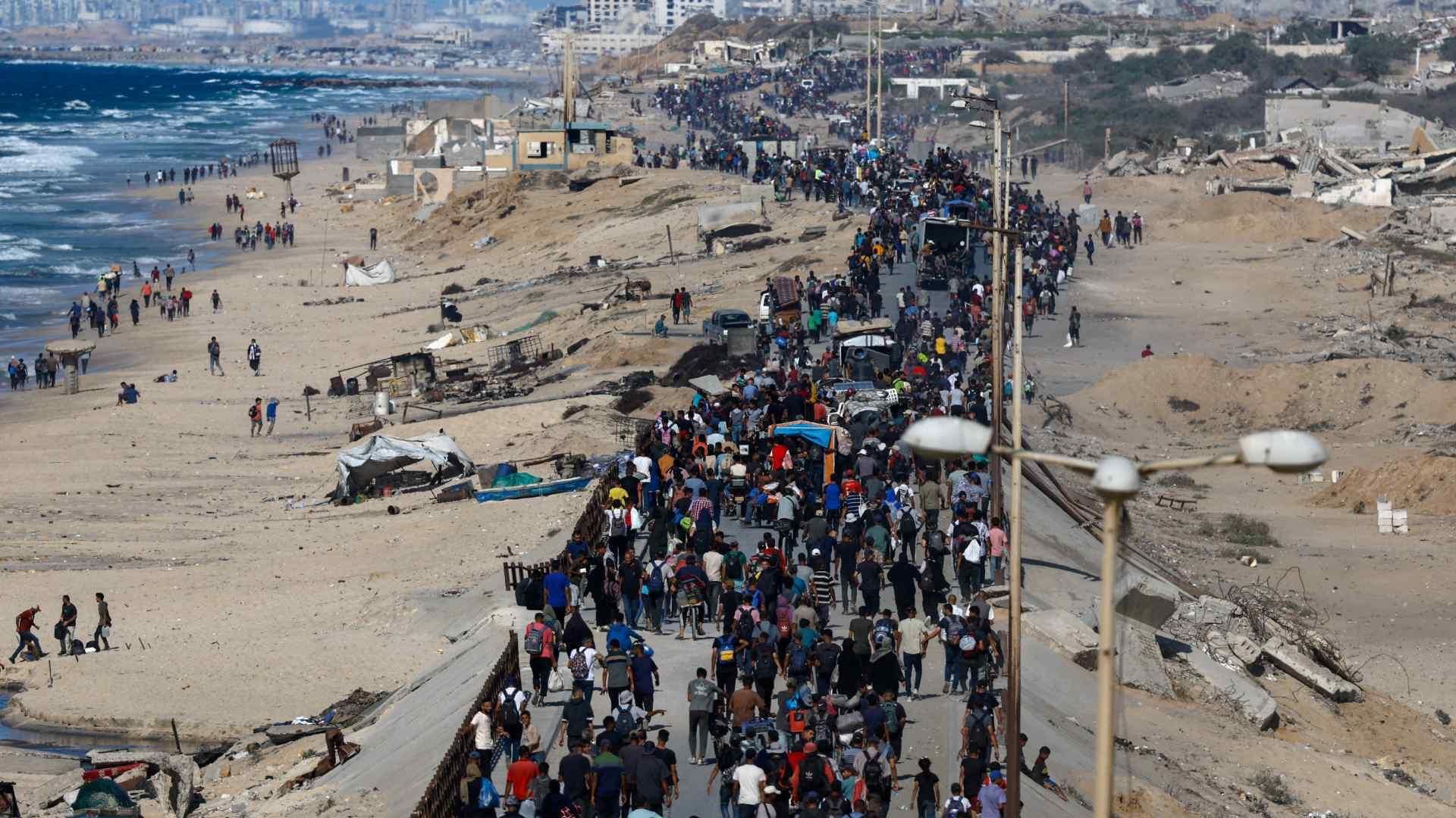 Miles de Palestinos Regresan al Norte de Gaza Luego de Acuerdo de Alto ...
