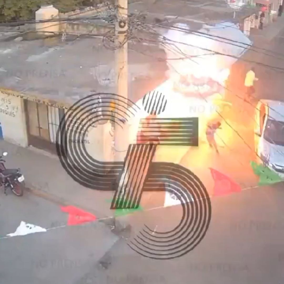 Video: Explosión de Pirotecnia junto a la Ilesia de San Miguel Tenancingo en Tlaxcala
