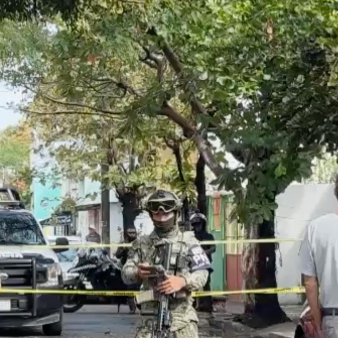 Policía Estatal acordona calle en el Infonavit Las Vegas