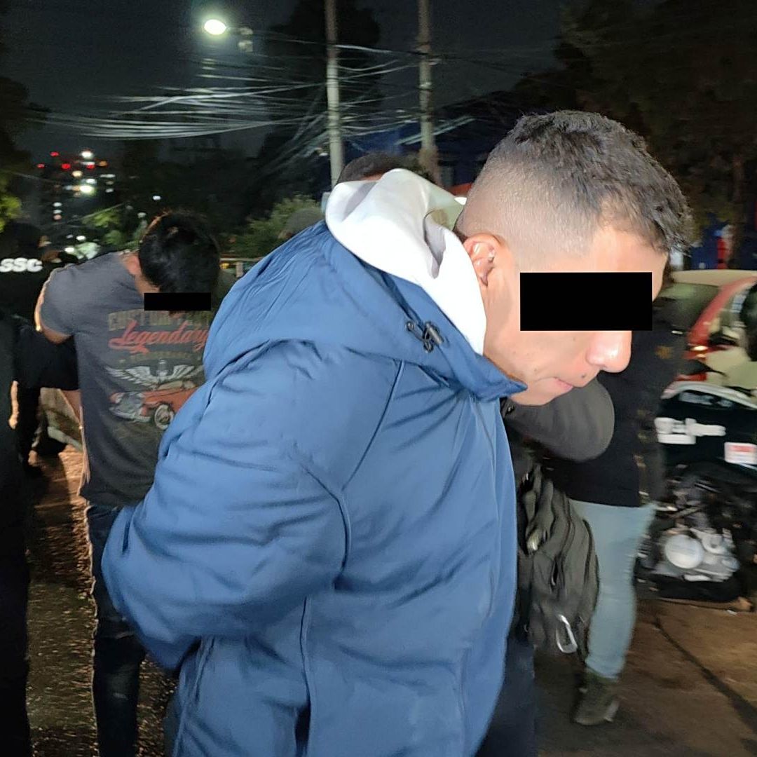 Detienen a Montachoques en CDMX cuando Extorsionaban a Chofer: Los Vinculan con ‘Los 300’