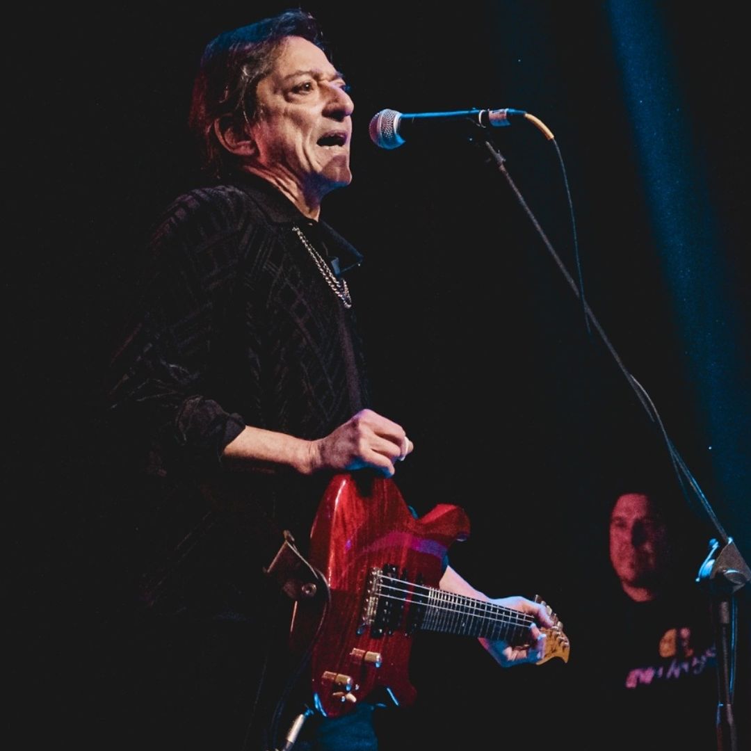 Julio Moura es parte del grupo argentino Virus, que en el 2024 celebró 40 años en la escena rockera.