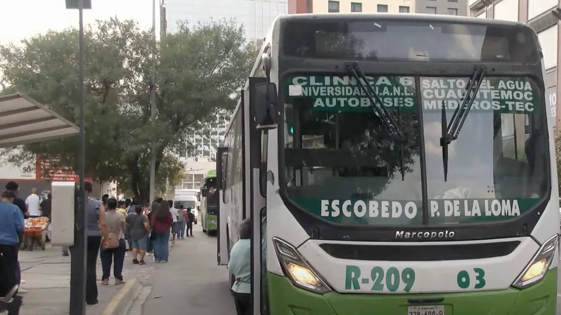 La tarifa de 15 pesos será de 17 pesos, pero los funcionarios evitaron llamarle incremento, y lo mencionan como deslizamiento.
