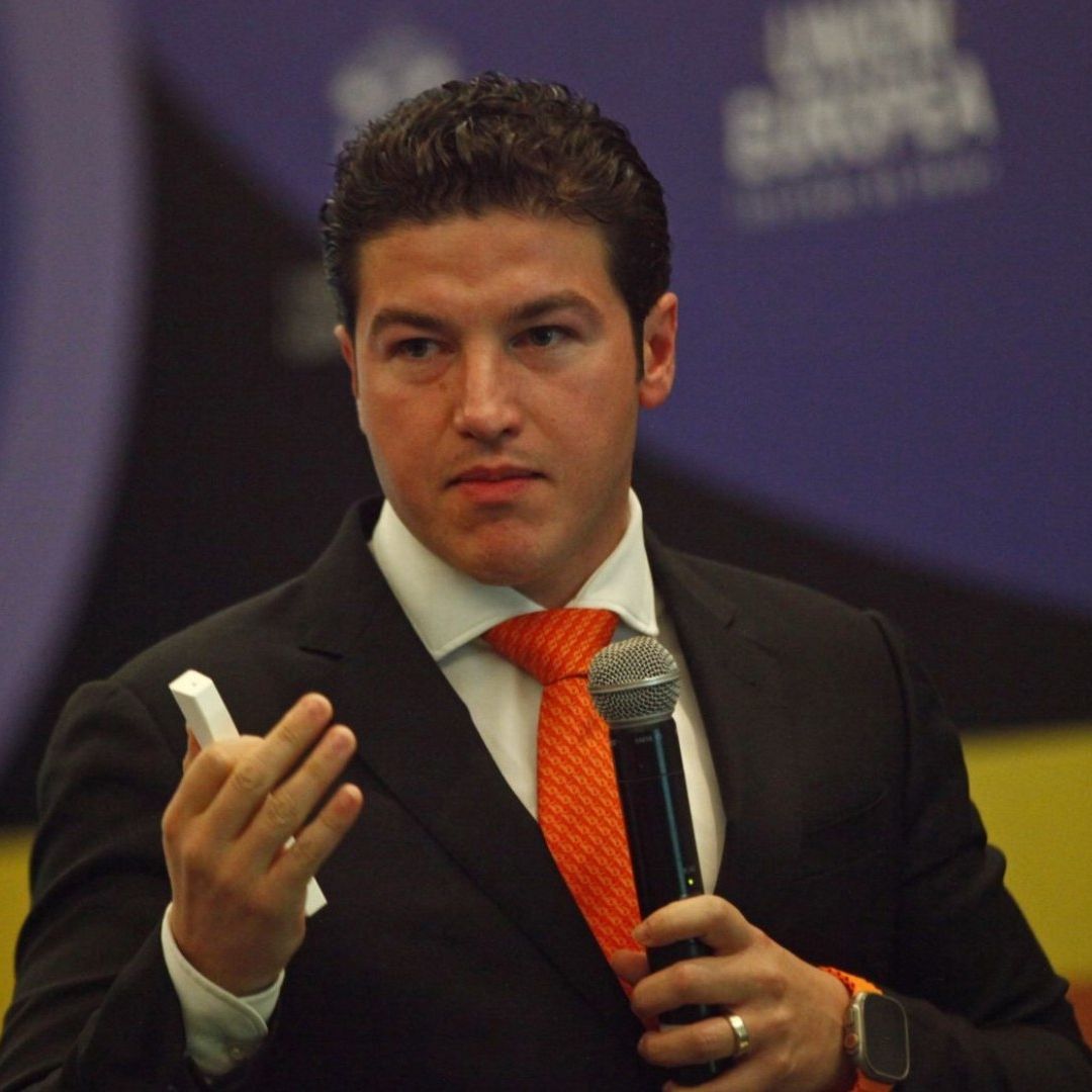 La captura de pantalla revela que la cuenta afectada está registrada bajo el nombre "Samuel Garcia Sepúlveda COM 2024".