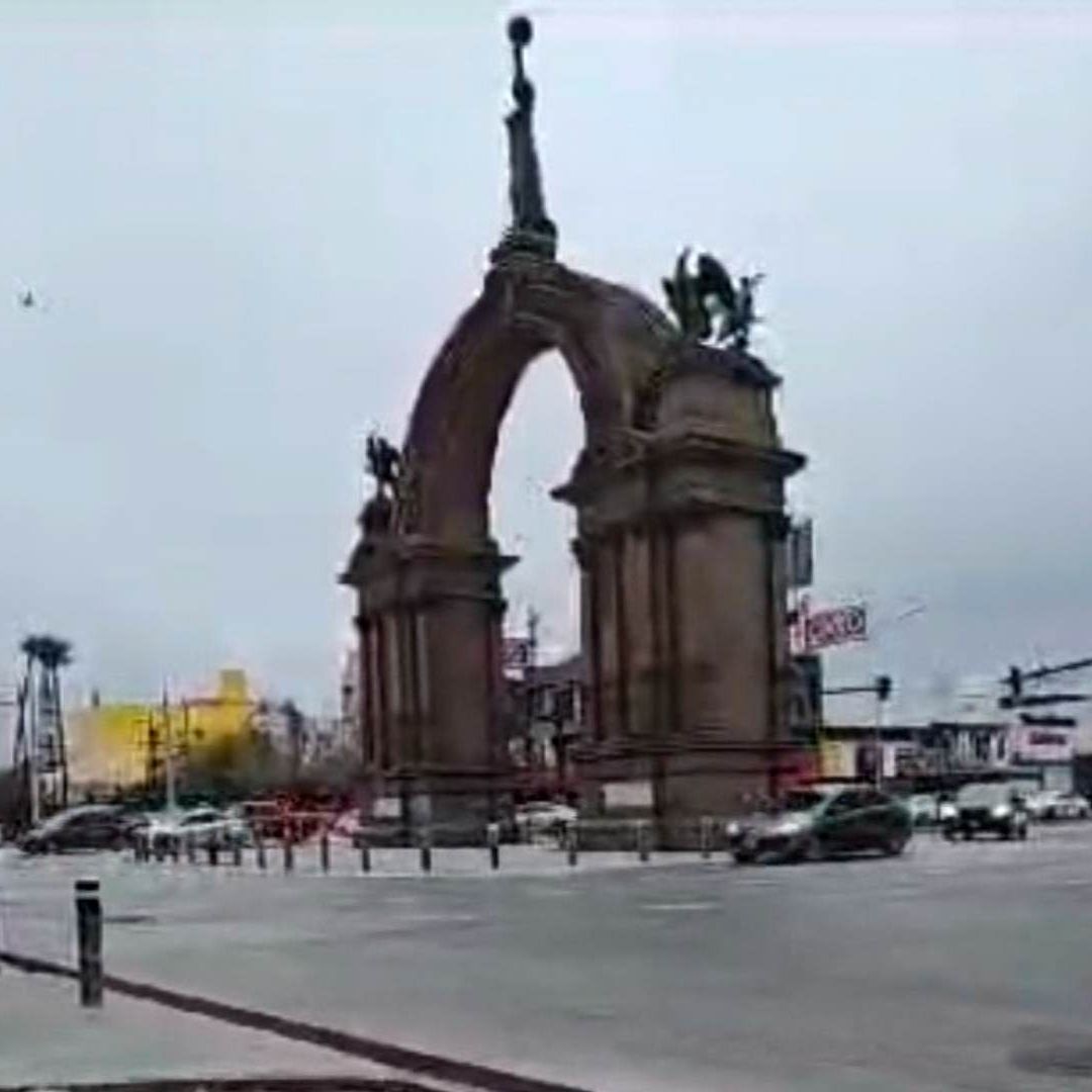 Trabajos inconclusos, riesgos y mala calidad, presentes en el Arco de la Independencia