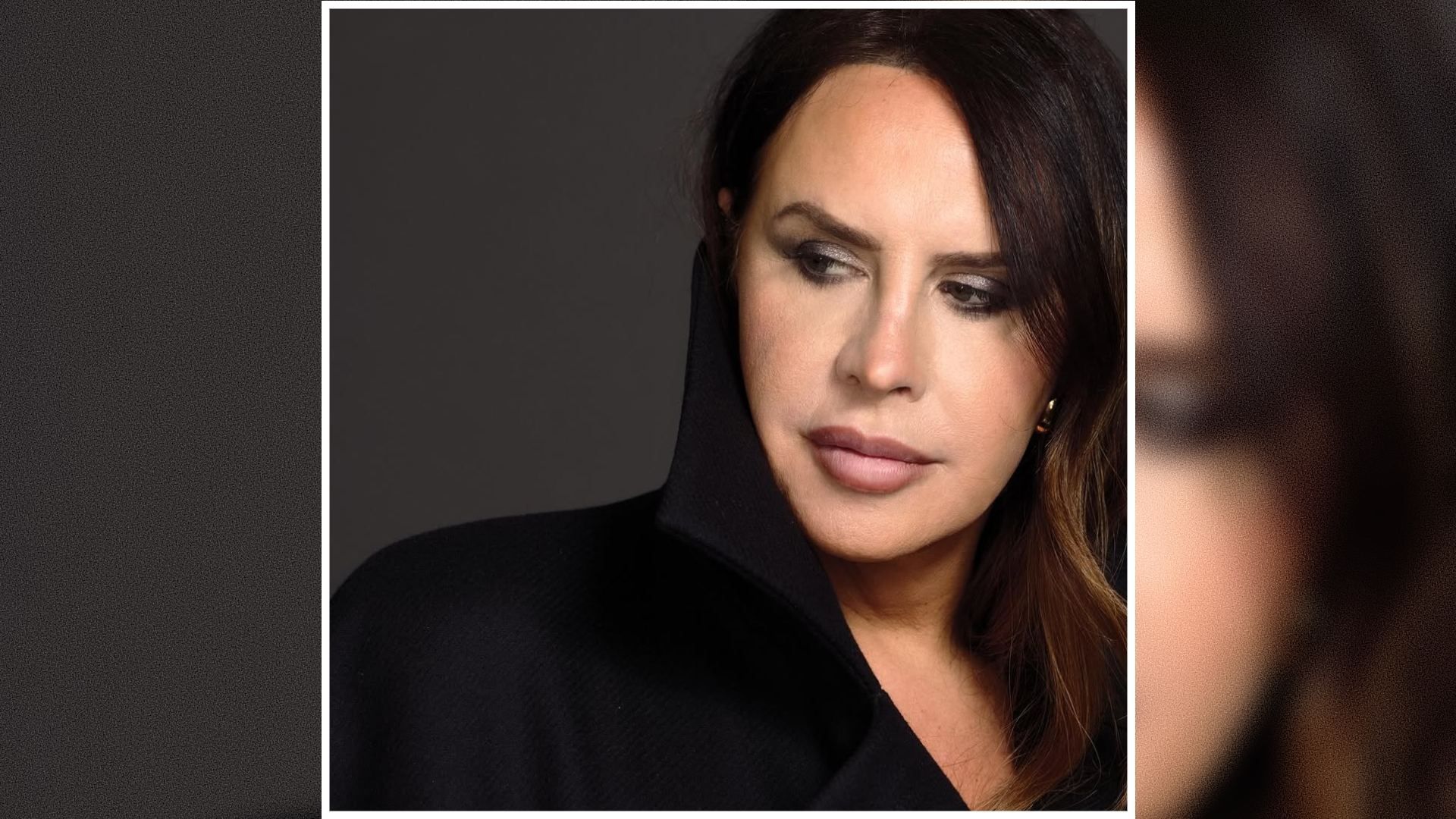 Ella es Karla Sofía Gascón.