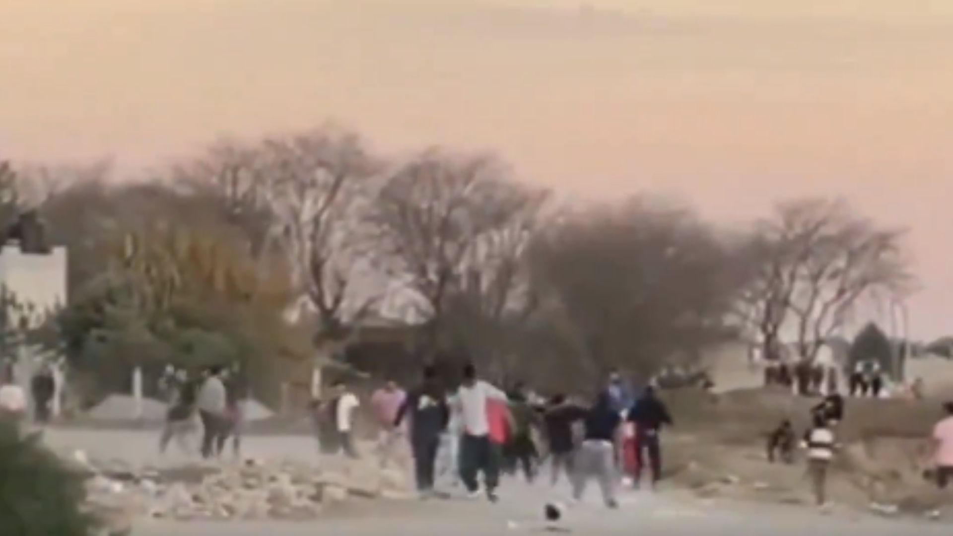 Video: Familia Arman Pelea Campal por Unos Terrenos en Tlaxcala