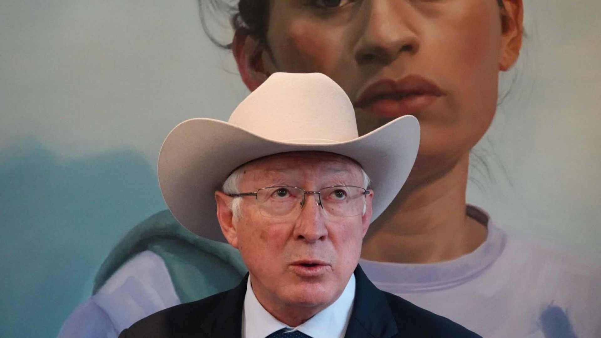 Ken Salazar Comparte su Último Mensaje en Redes Sociales como Embajador; Esto Habló sobre México
