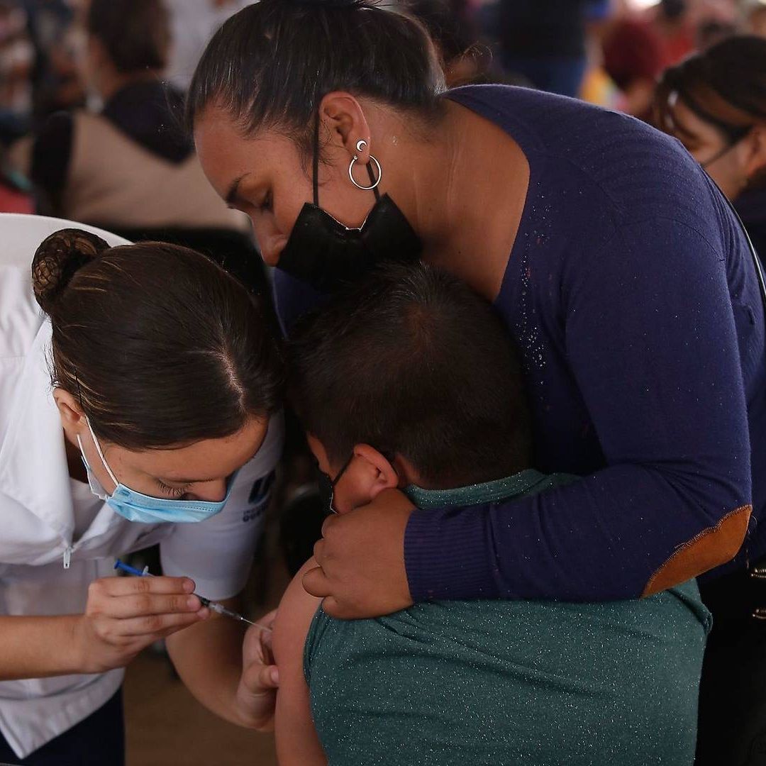 Algunos establecimientos en México, ya ofrecen la vacuna Pfizer contra COVID-19 para niños de entre 5 y 11 años
