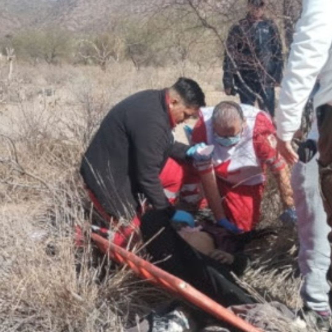 Localizan a Hombre Golpeado y Degollado Aún con Vida en el Monte al Norte de Hermosillo