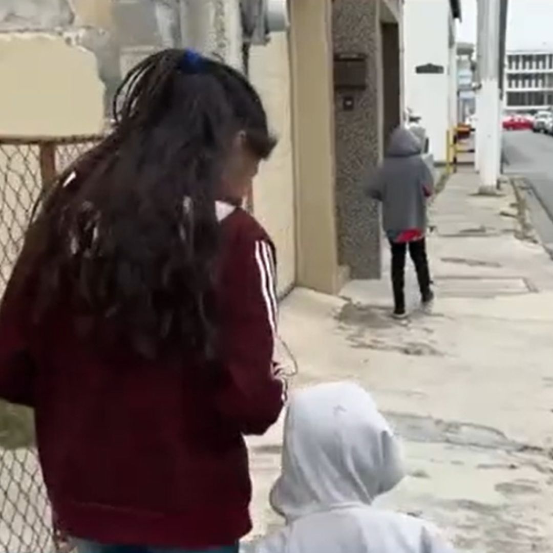 Niños Migrantes Enfrentan Duelo por Pérdida de Amigos, Familiares y Pertenencias