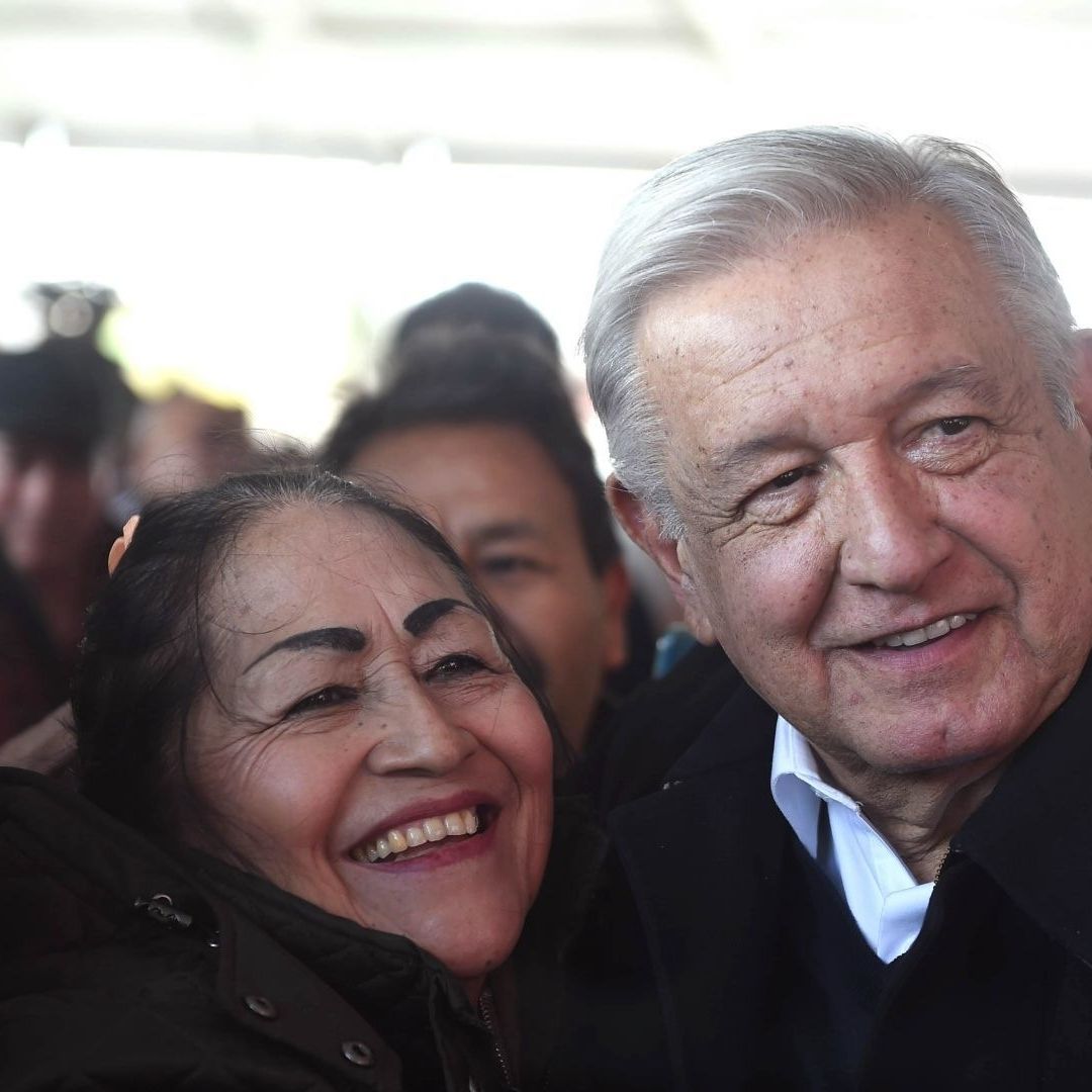 AMLO reiteró que, gracias al combate a la corrupción, nuestro país tiene presupuesto suficiente para inversión en obra pública y programas sociales