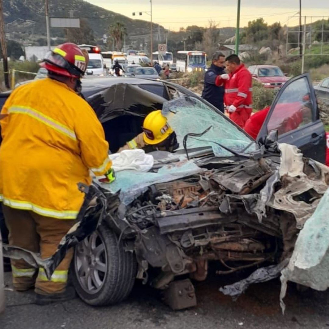 Accidentes simultáneos en Tecate deja víctimas mortales