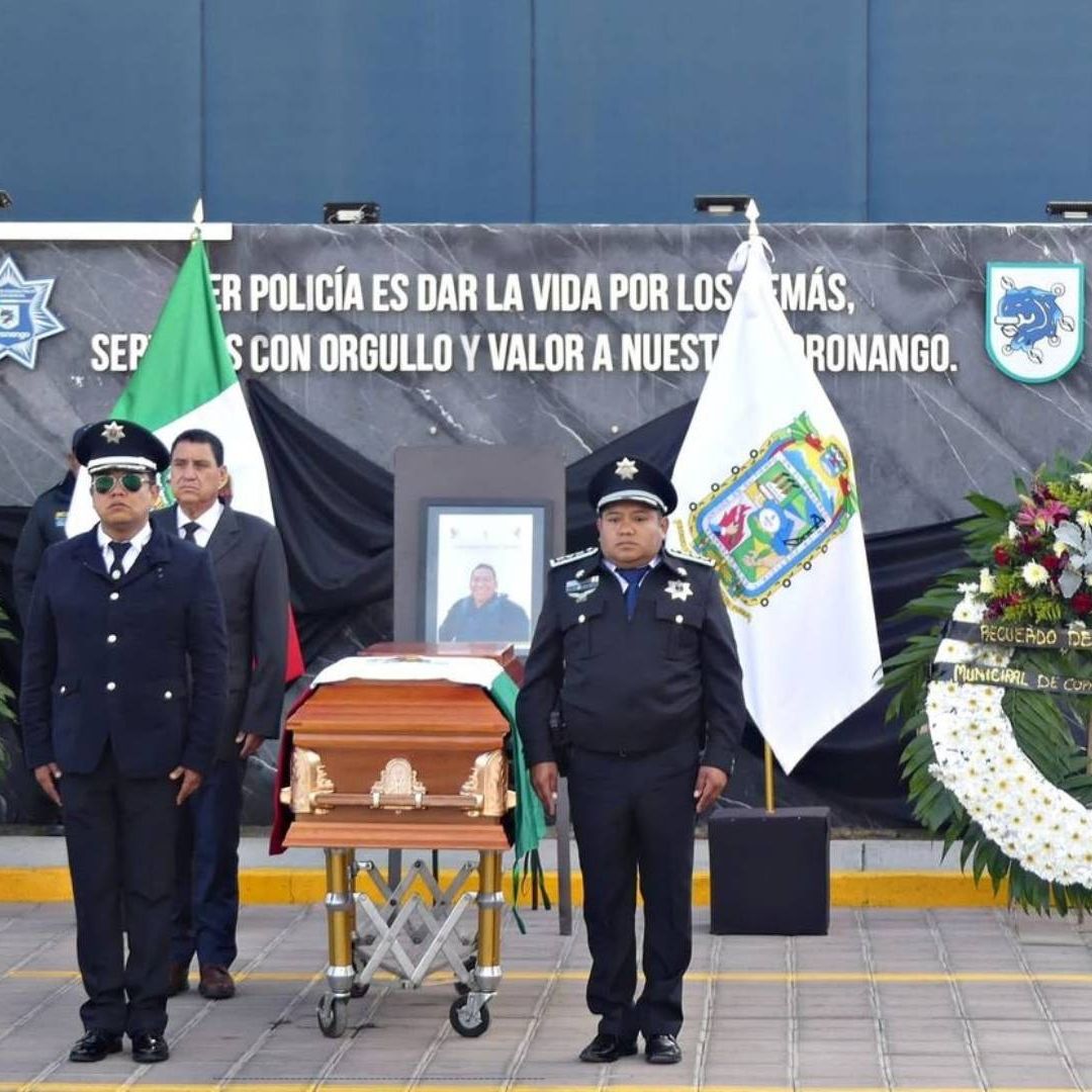 Rinden Homenaje a Policía Juan Carlos de Coronango en Puebla Fallecido en Balacera