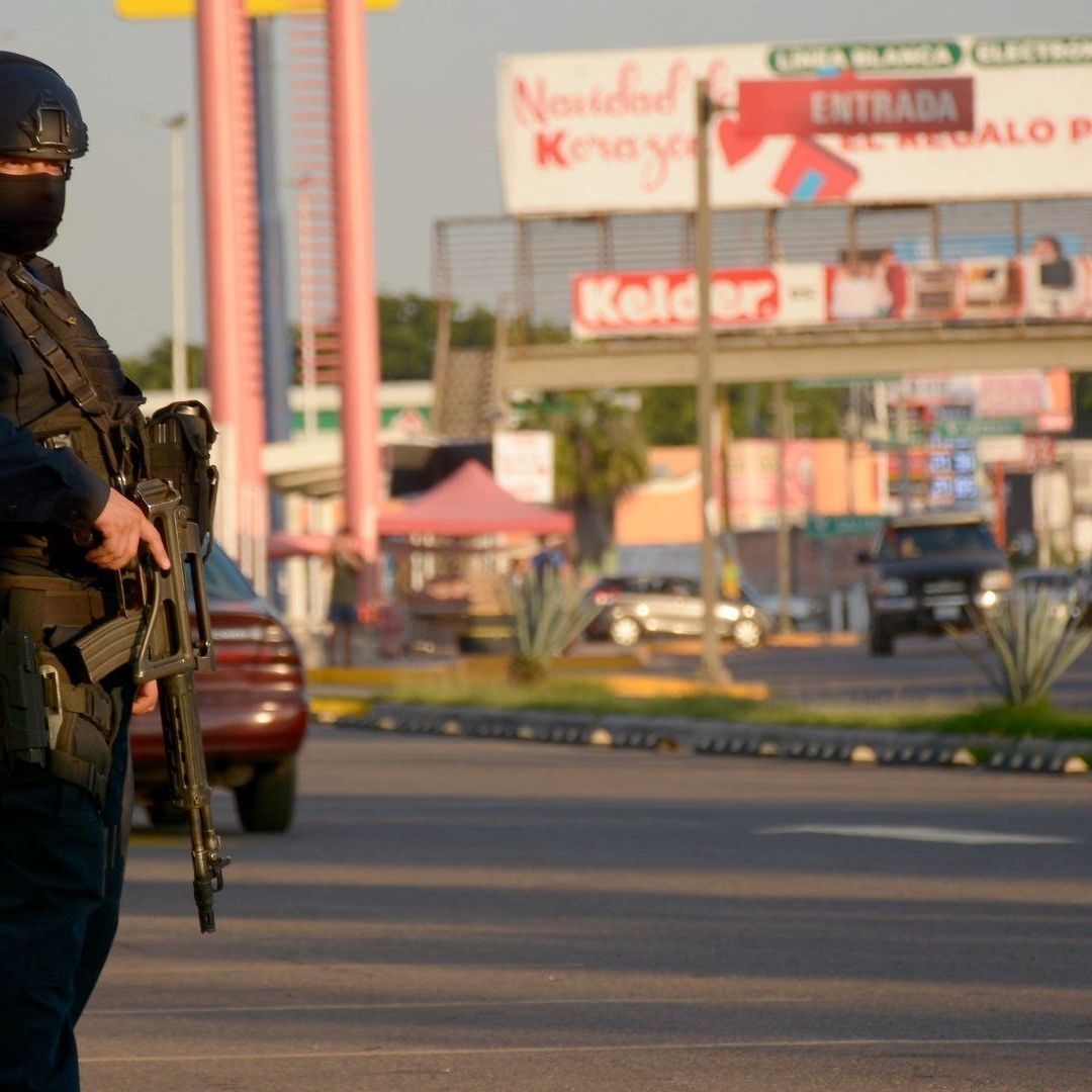 Autoridades patrullan calles de Culiacán, Sinaloa