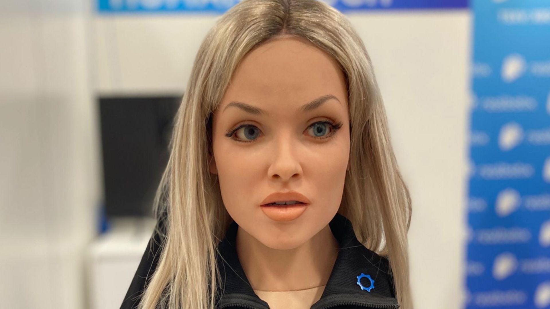 Aria, la Robot que Busca 'Conexiones Íntimas' con los Humanos