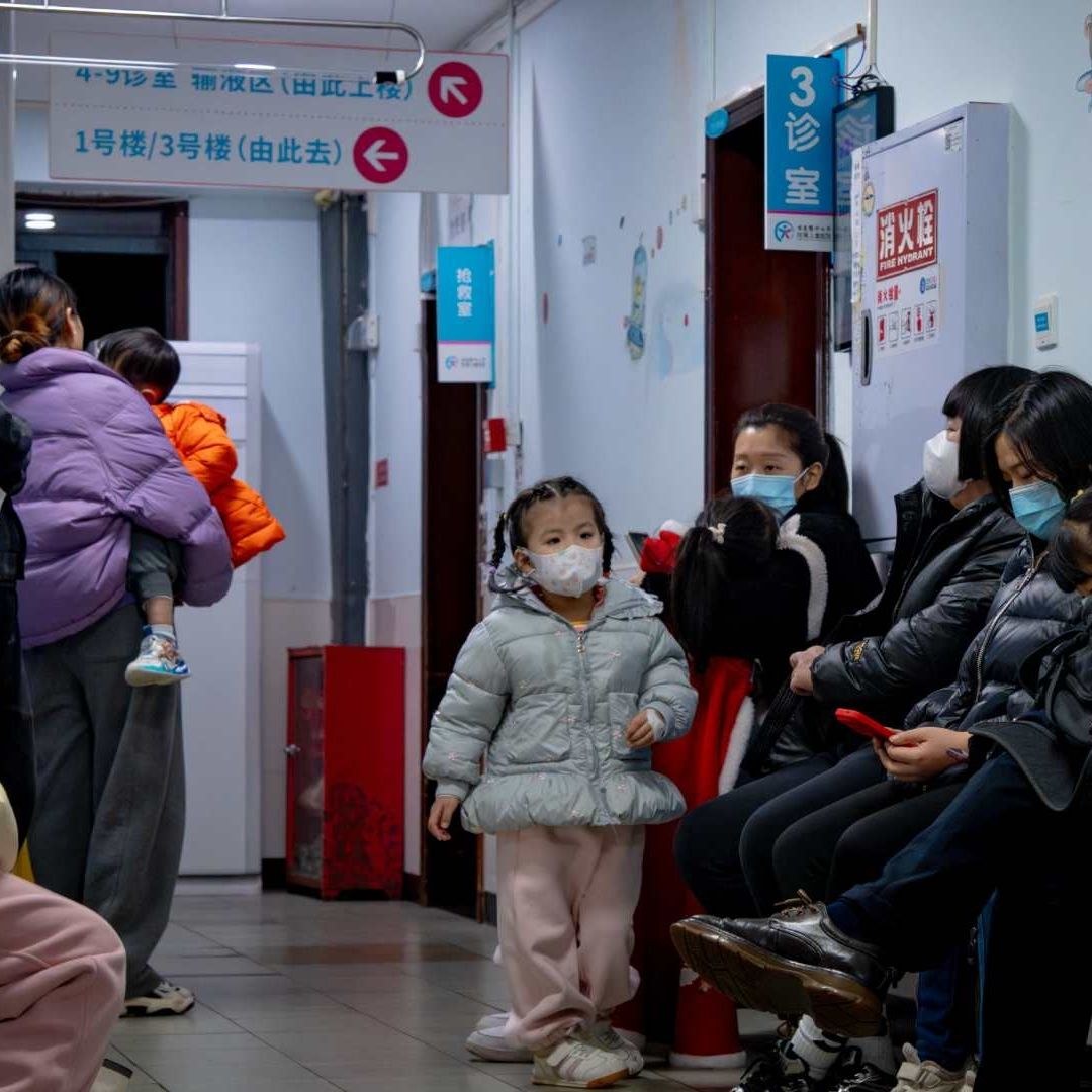Disminuyen contagios en China HMPV