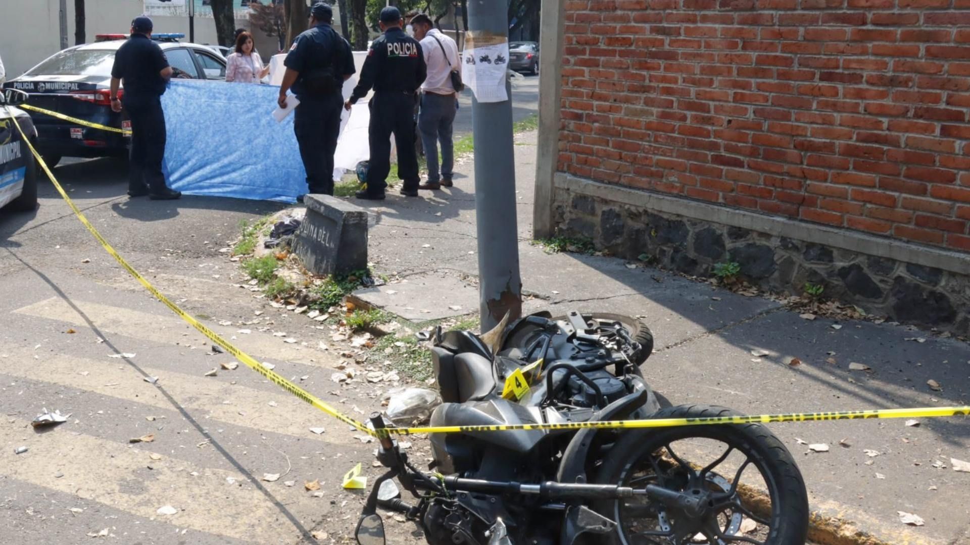 ¿Héroes? Sujetos Matan a Balazos a Ladrón que Huía con Dinero que Robó a Mujer en Naucalpan
