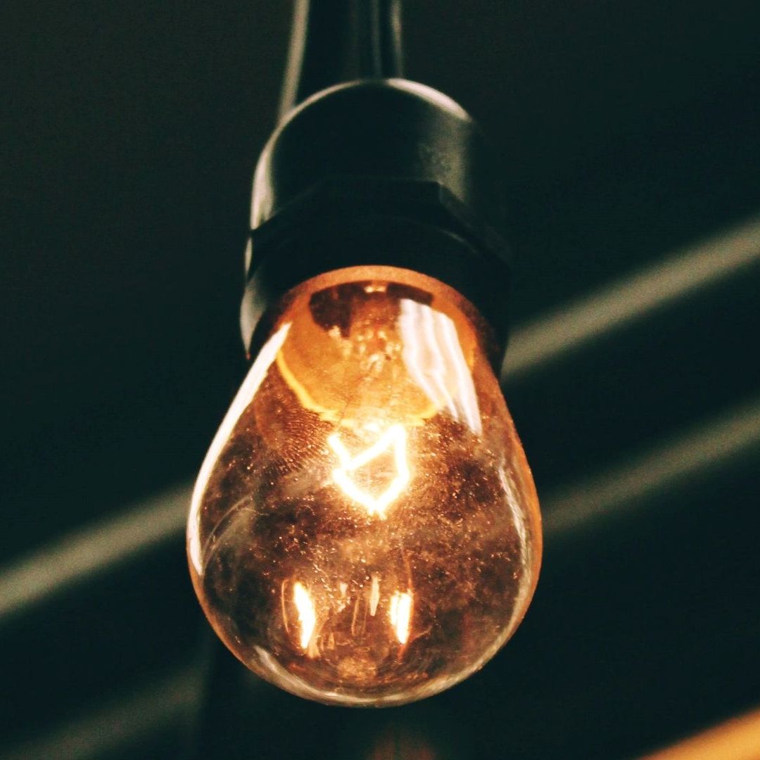 Qué personas tienen descuento del 50% en el recibo de luz CFE en 2024