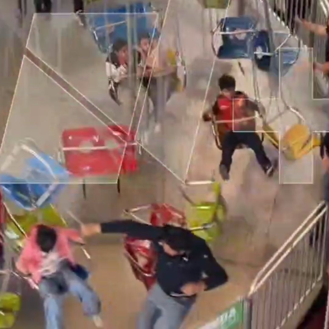 Cuatro Menores de Edad Resultaron Lesionados en un Juego Mecánico en la Feria de León. Foto: Nmás Bajío