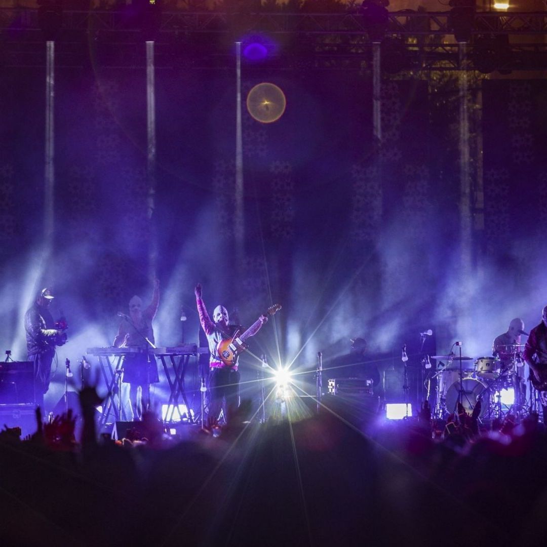 Quién estará en el Zócalo CDMX hoy 18 de enero 2025 Artistas que darán concierto en vivo