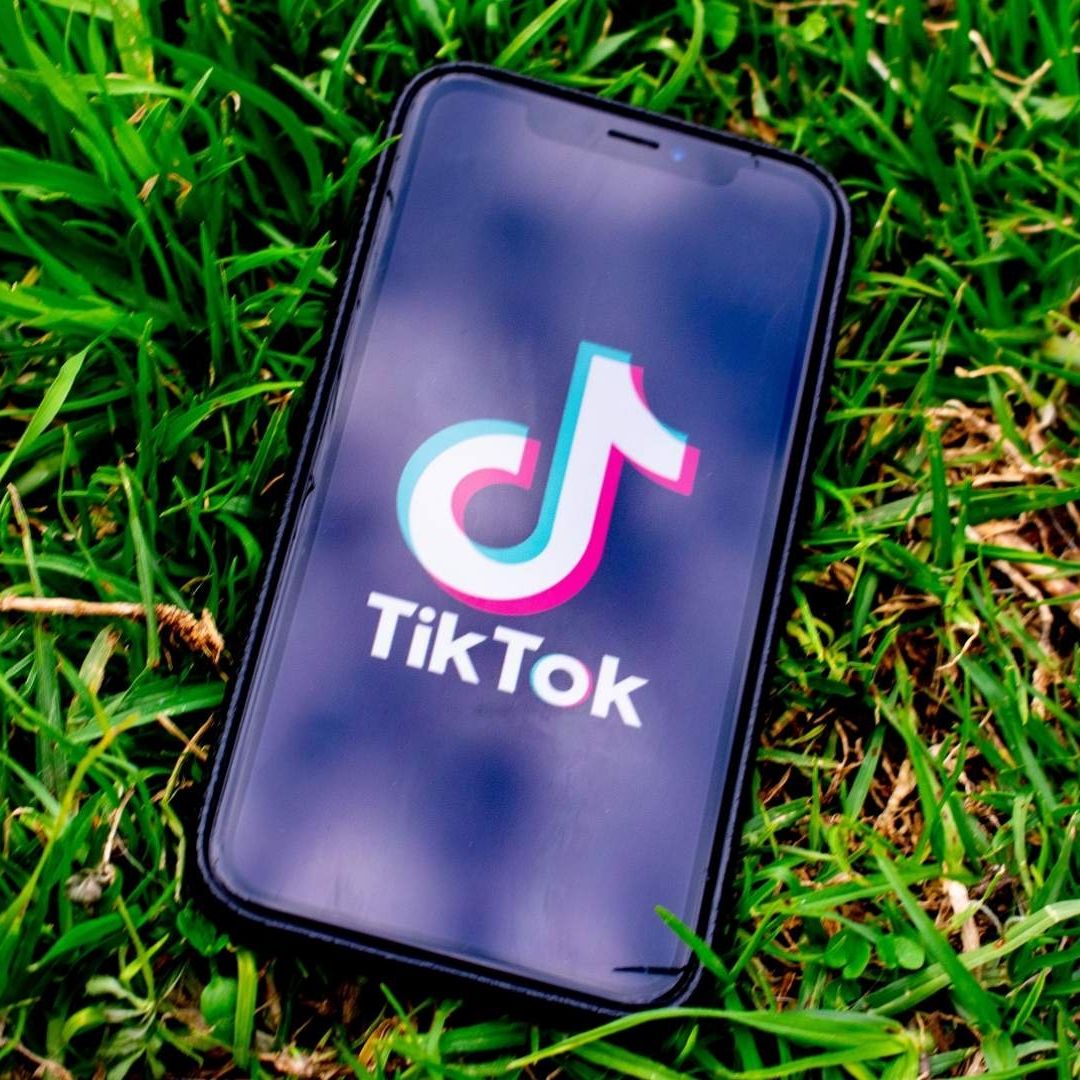 Checa quién es el dueño de TikTok y de cuánto es su fortuna