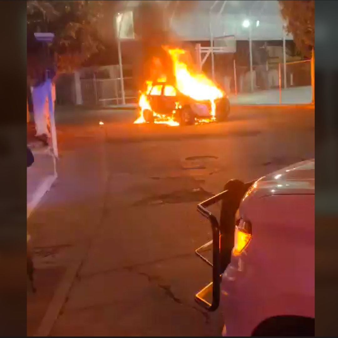 Queman Camioneta en Calles de Rincón de Tamayo