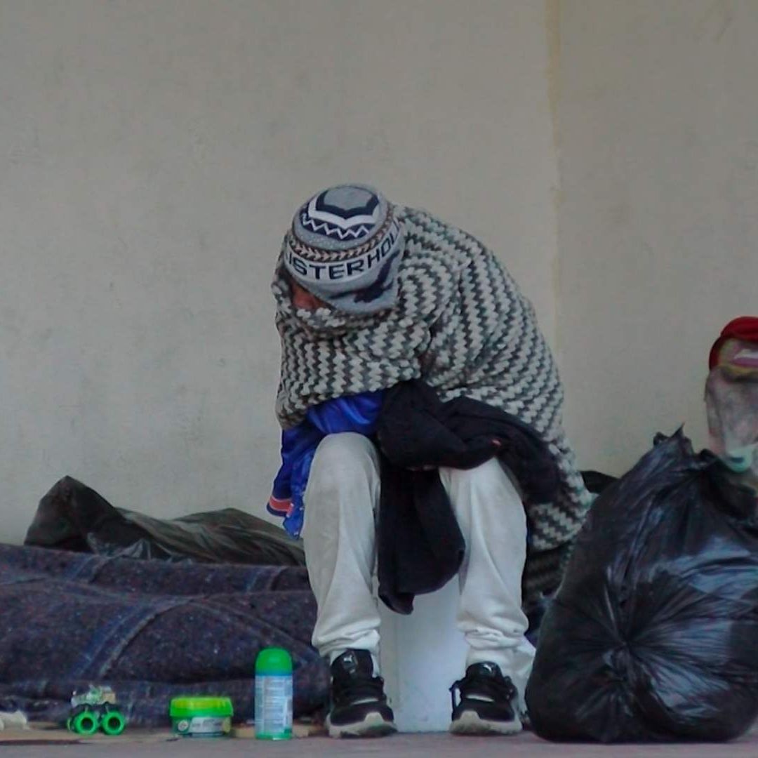 A un costado, en la clínica 31 del mismo instituto se detectó la presencia de personas en condición de calle.