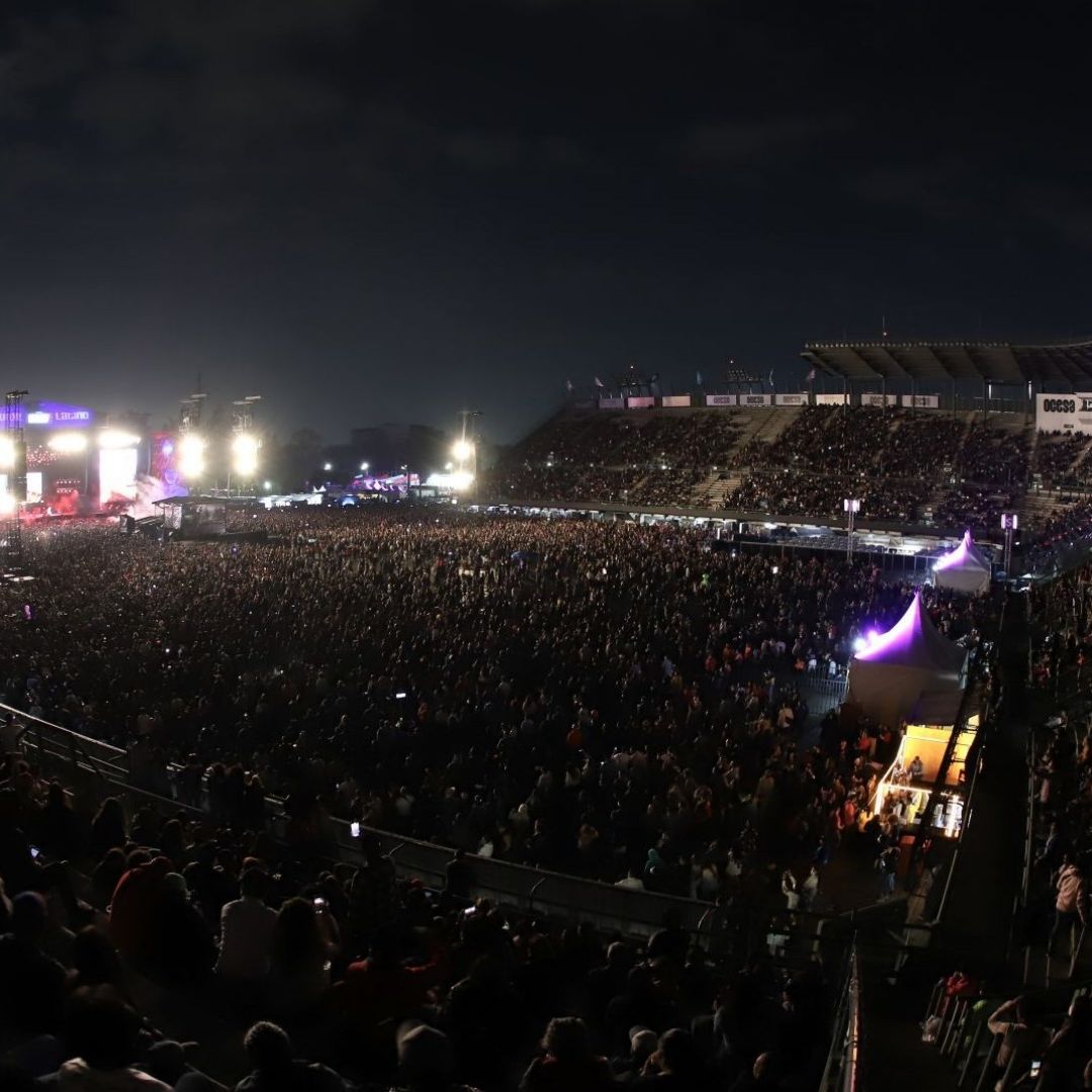 Vive Latino baja a Paramore, entra Kings of Leon