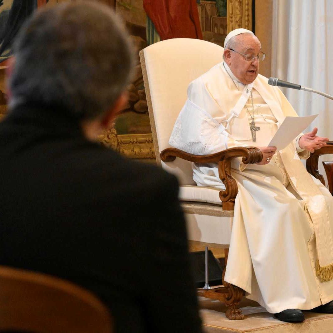 Papa Francisco durante una audiencia con la Fundación Católica de Verona