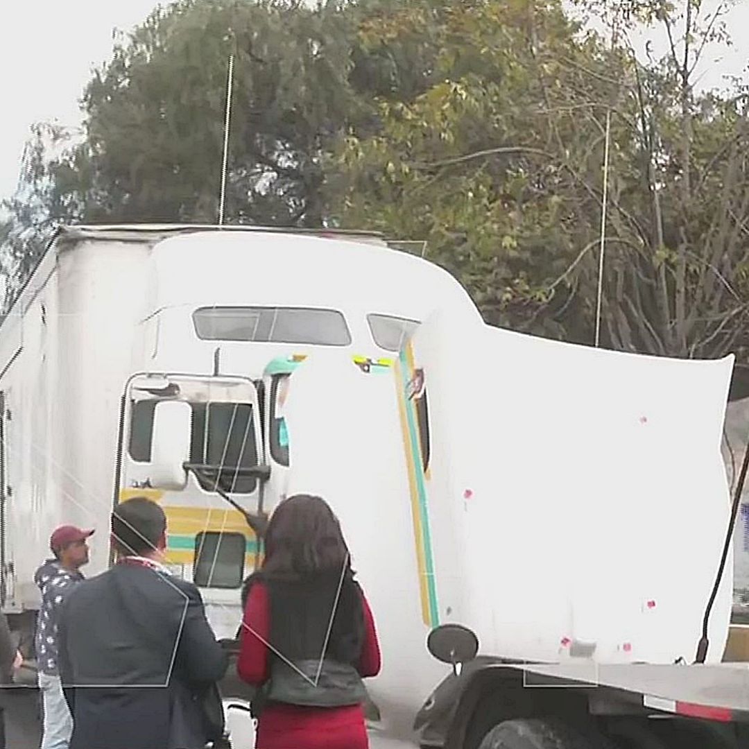 Matan a trailero en la autopista México-Querétaro