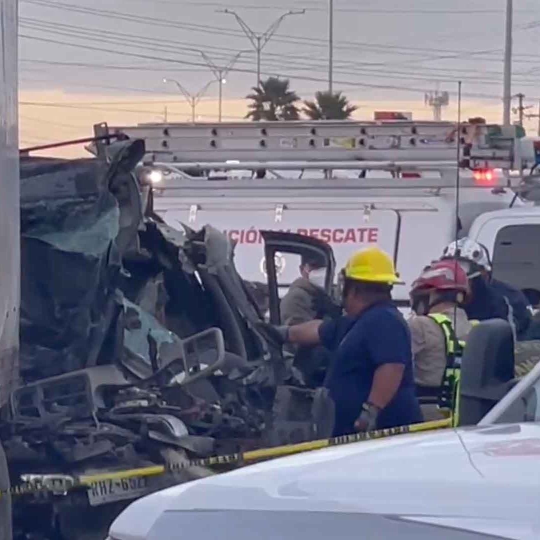 Hombre Muere Prensado al Impactarse contra Tráiler Estacionado